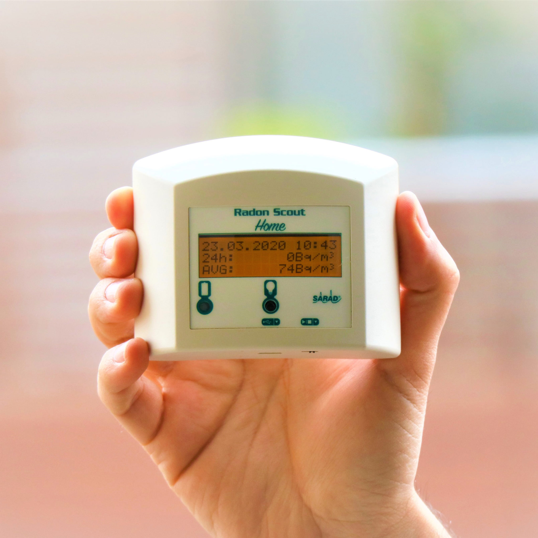 MONITOR DE GAS RADON SCOUT HOME instrumento para medir niveles de gas radón  en habitaciones y lugares de trabajo